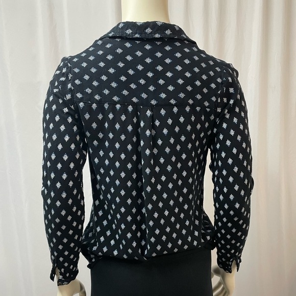 MUDD Long Sleeve Blouse, Navy Blue w White, Size Small - Picture 3 of 9